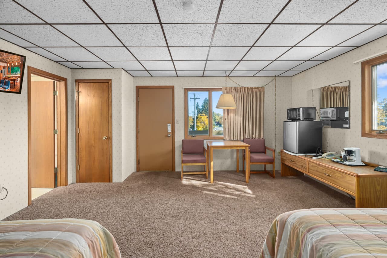 Double Room Pine View Inn